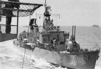 Dutch_destroyer_Overijssel_(D_815)_in_the_Caribbean_1968