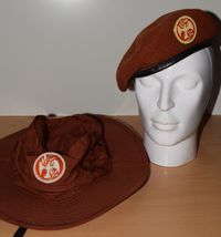 Baret &amp; tropenhoed MFO (A. Zomer)